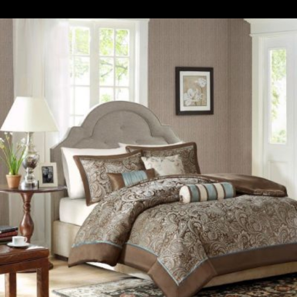 🔴🔴SOLD🔴🔴Madison Park Aubrey Complete Bed Set - Picture 4 of 10